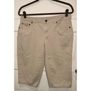 Cato Khaki Tan Capri‎ Pants Size 6 (30x15.5) Embroidered Studded Back Pockets